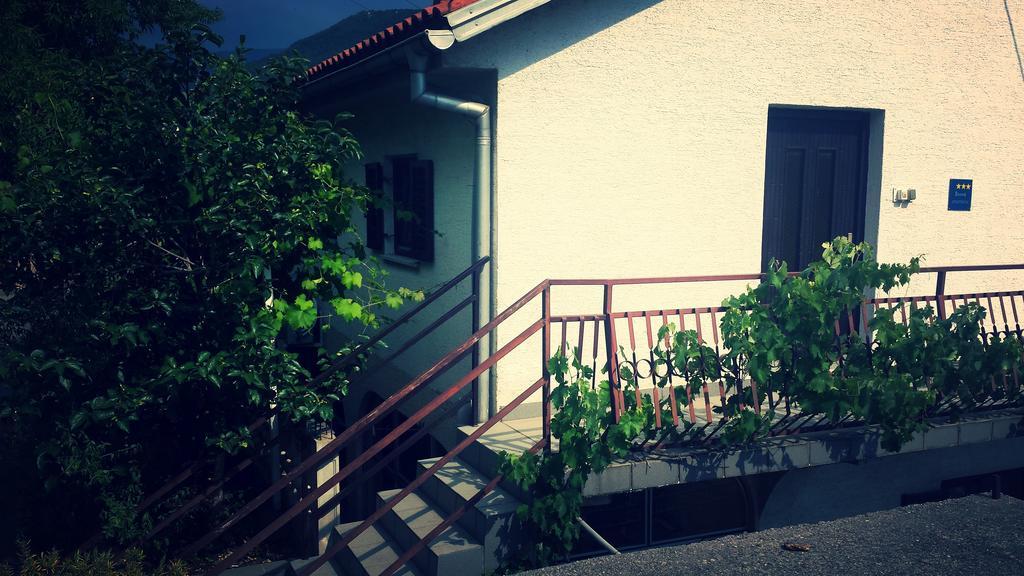 Apartmani Cempres Senj เซนญ์ ห้อง รูปภาพ